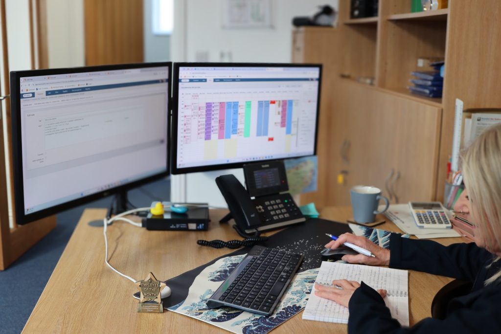 plumbing project management software blog cover