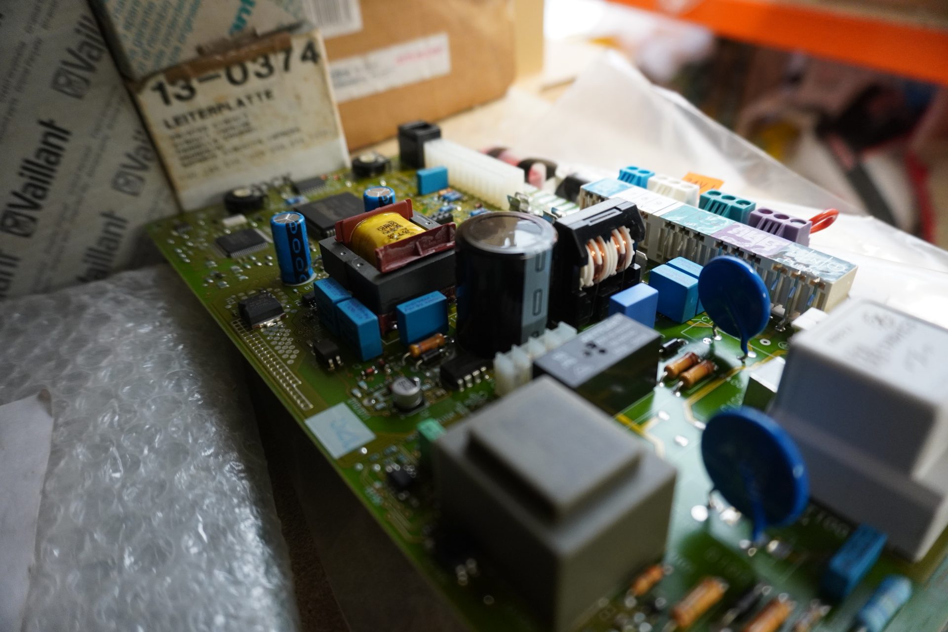 how to start electrical business blog cover